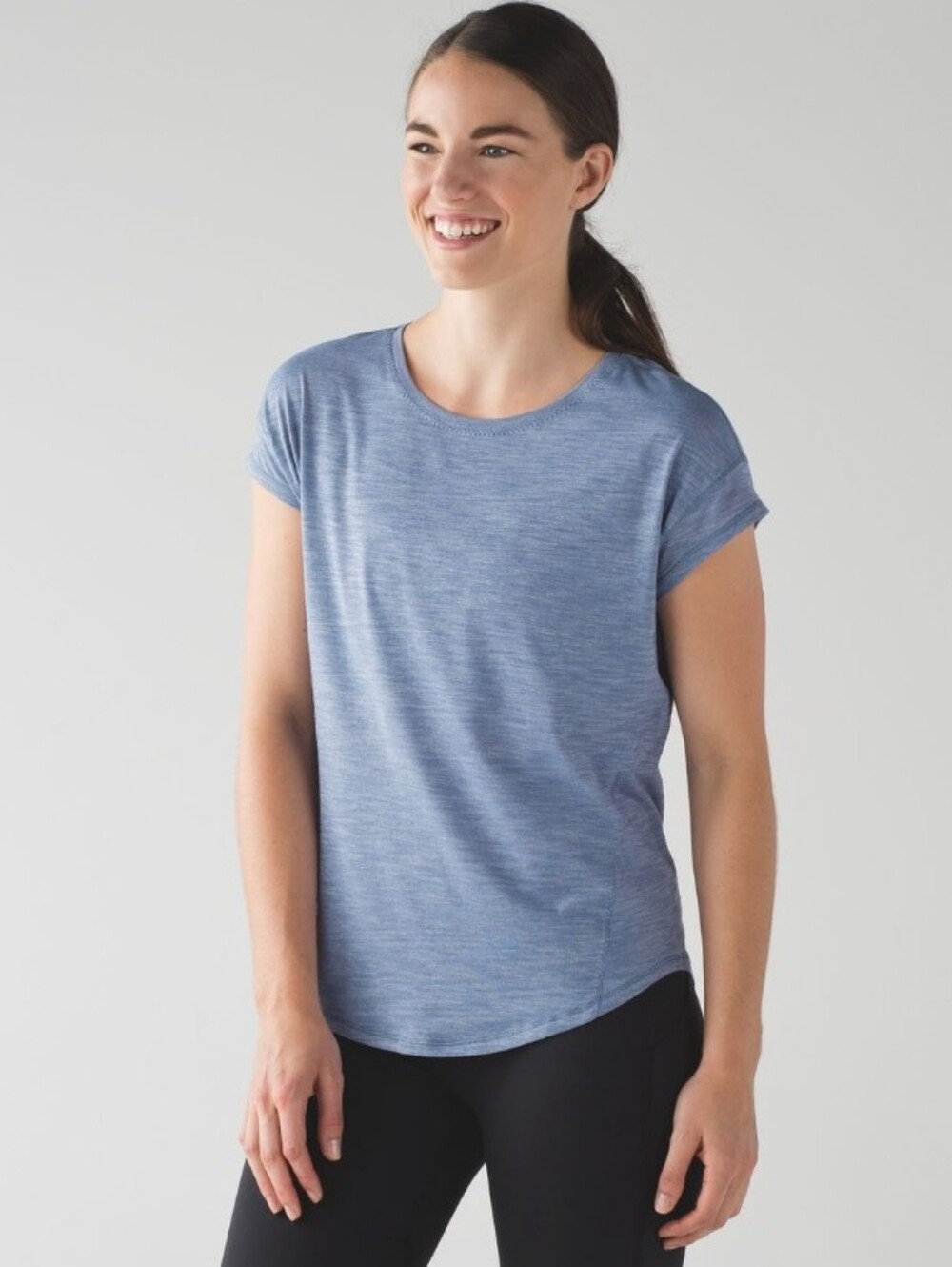 Lululemon Run Around Tee. Short Sleeve Top. Heathered Peri Purple. Size M.